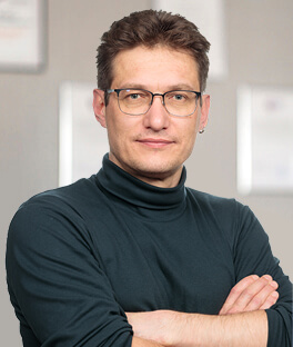employee photo